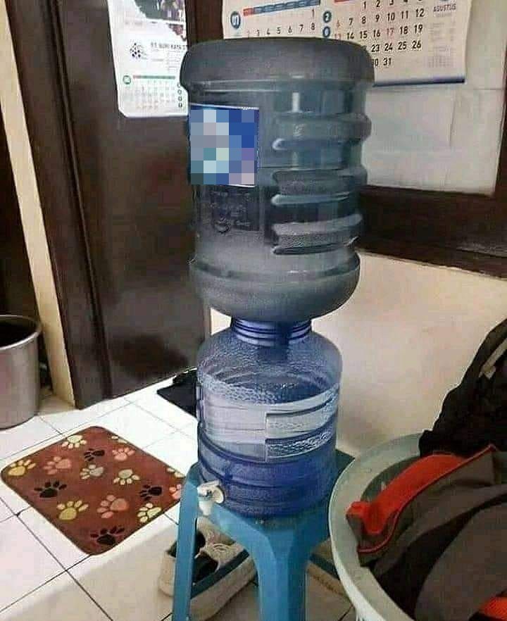 Desain kocak dispenser